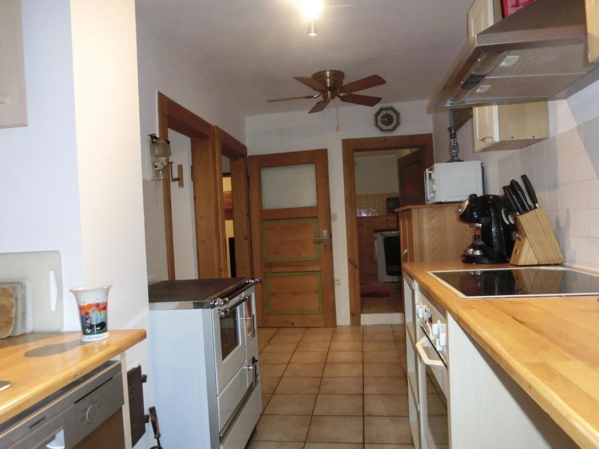 Apartment Ferien-messe-handwerkerwohnung-haustiere Willkommen *
